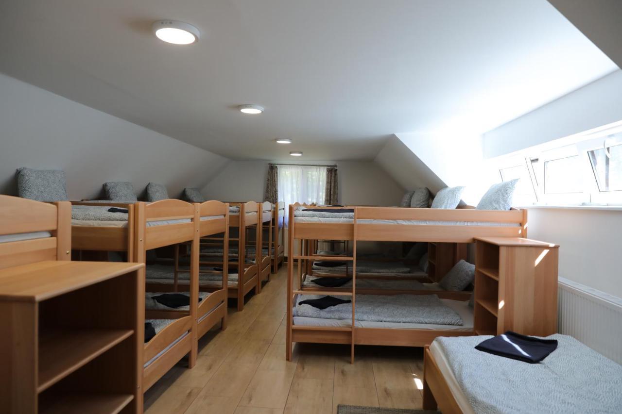 Rejteki Kutatohaz Hostel Bukkszentkereszt Exterior foto